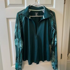 Brooks running quarterzip